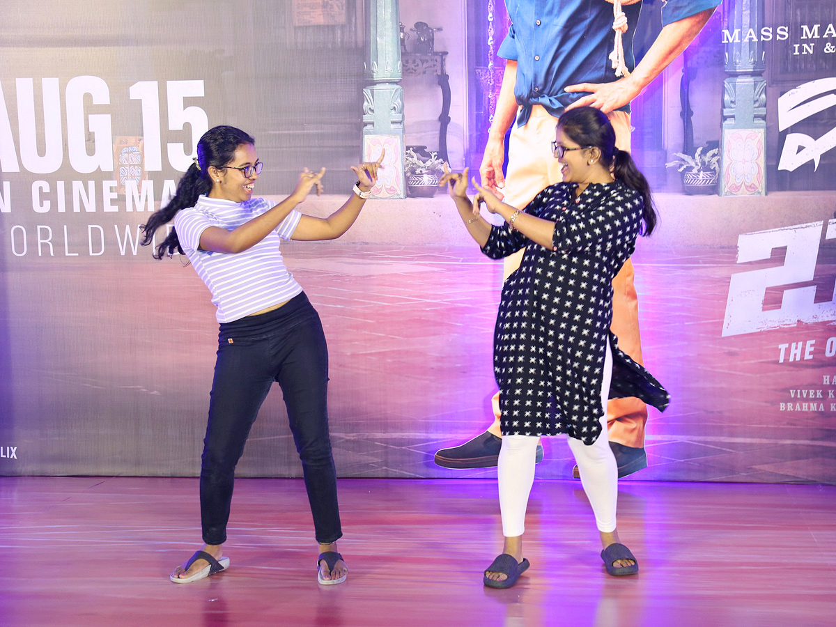 Hero Ravi Teja Mr Bachchan Trailer Launch Event Photos13