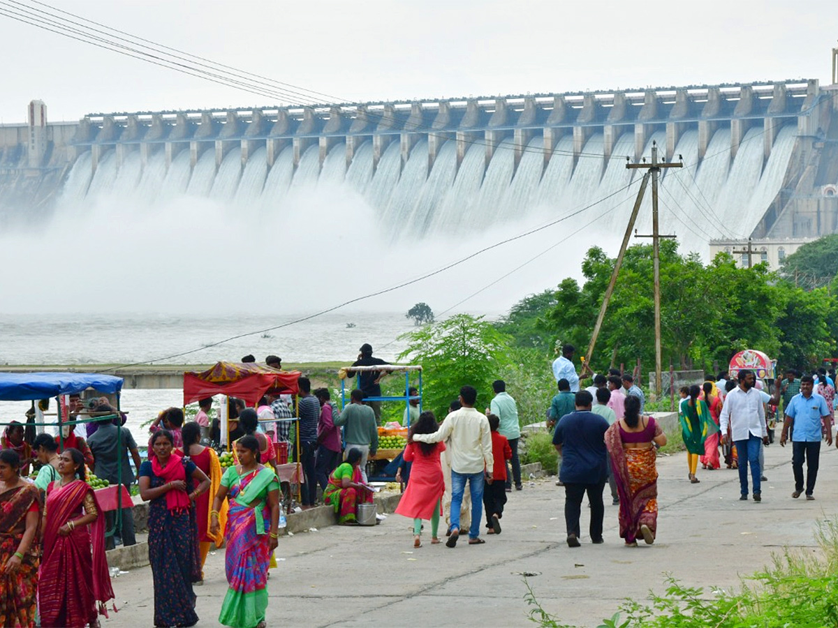 nagarjuna sagar dam gates open1