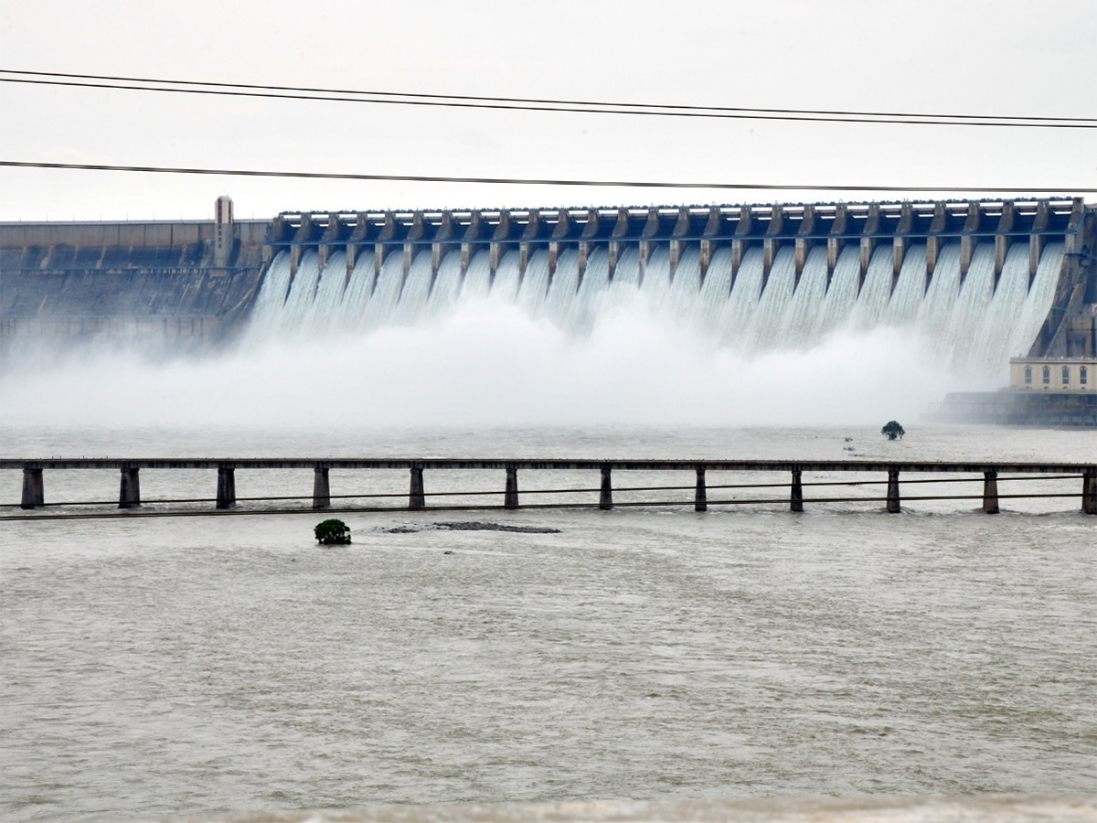 nagarjuna sagar dam gates open14