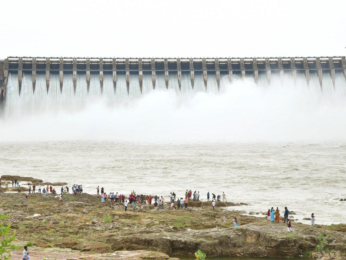 nagarjuna sagar dam gates open15