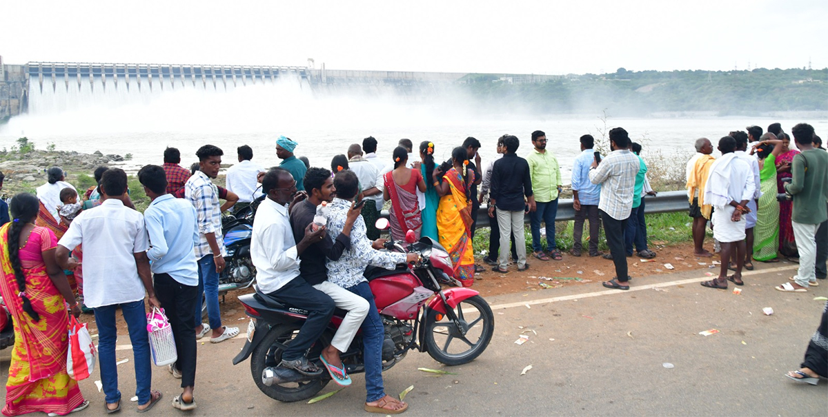 nagarjuna sagar dam gates open3