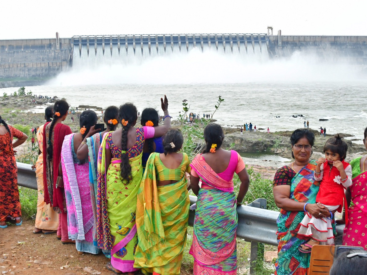 nagarjuna sagar dam gates open35