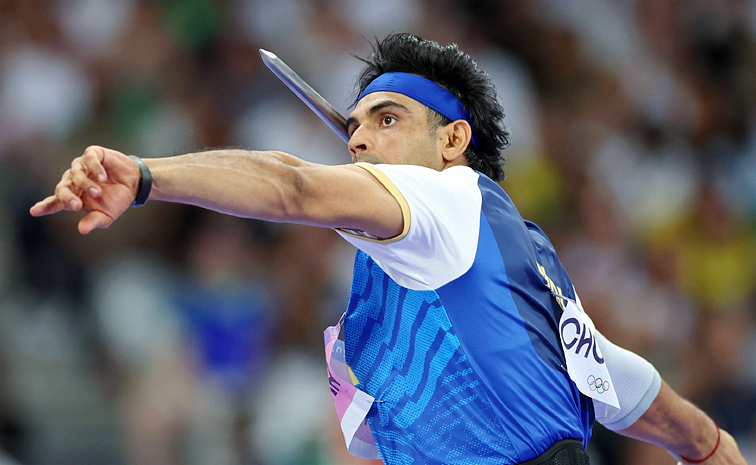 Neeraj Chopra wins silver in mens javelin, India bag hockey bronze Photos2