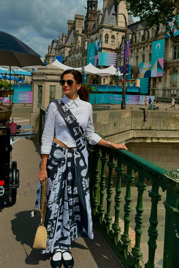 Taapsee Pannu Dazzled In Saree At Paris Olympics 2024 Photos Goes Viral7