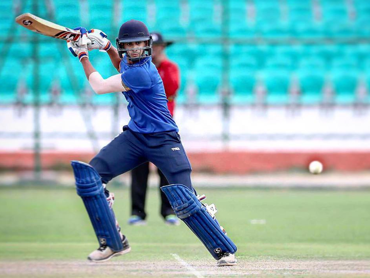 Richest Indian Cricketer Aryaman Vikram Birla Photos Goes Viral6