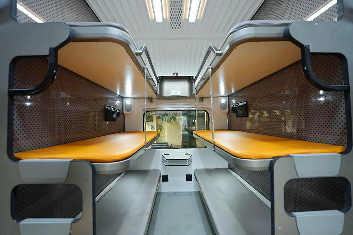 Vande Bharat Sleeper Photos11