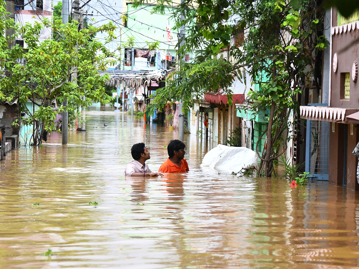 vijayawada Heavy floods today17
