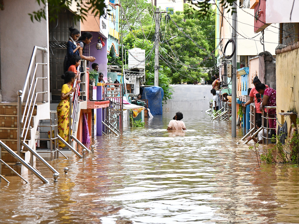 vijayawada Heavy floods today18