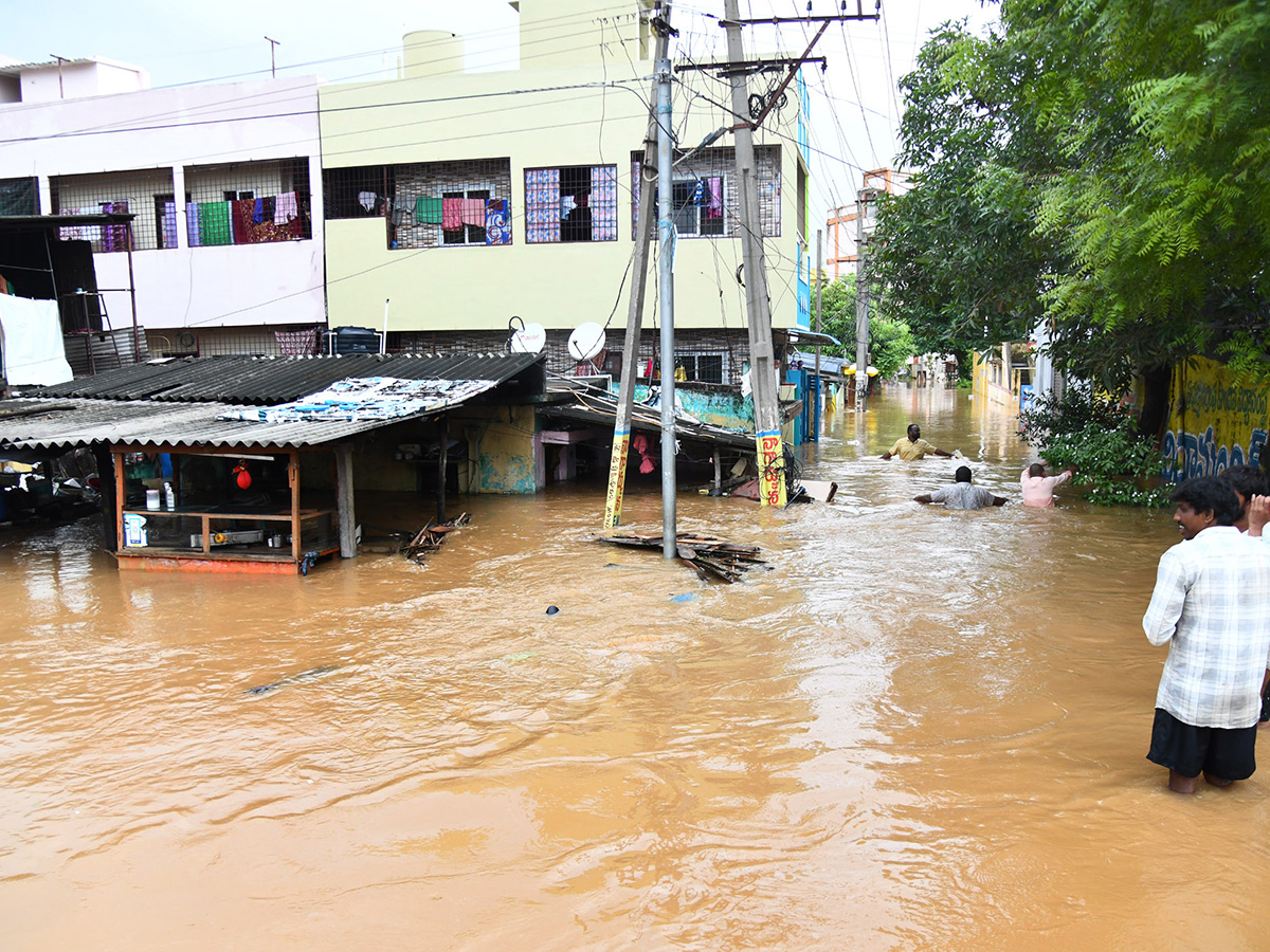 vijayawada Heavy floods today22