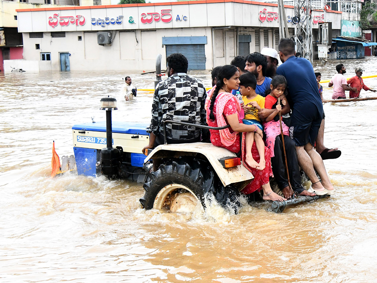 vijayawada Heavy floods today39