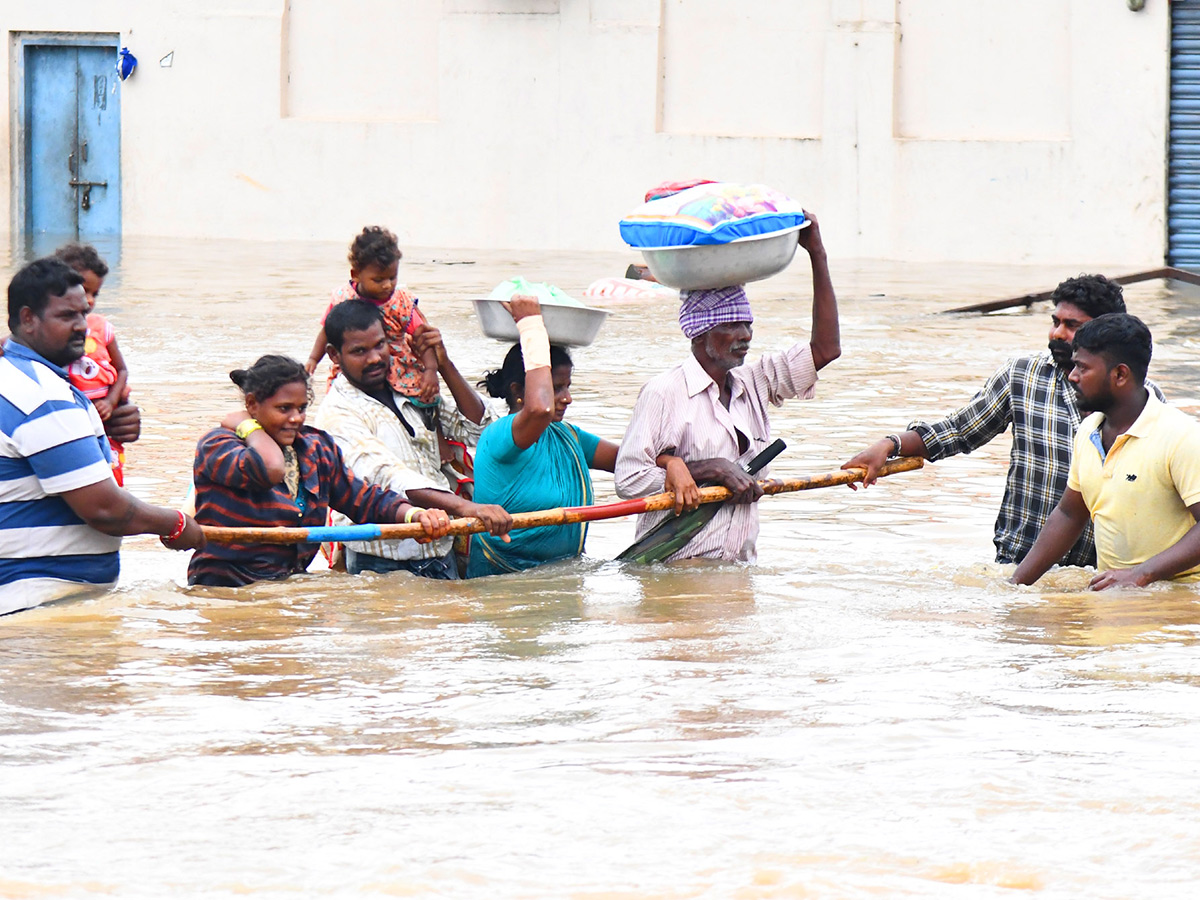 vijayawada Heavy floods today41