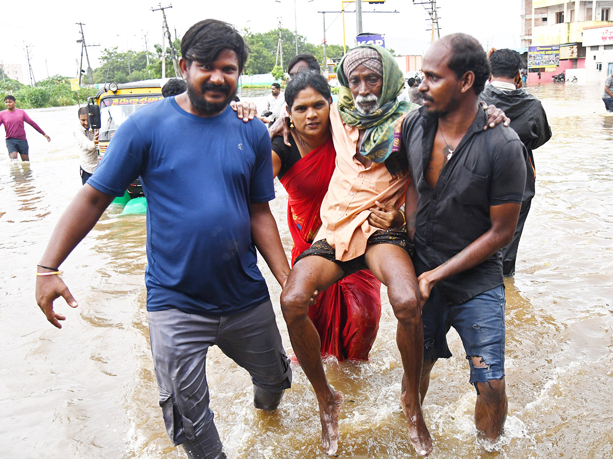 vijayawada Heavy floods today44