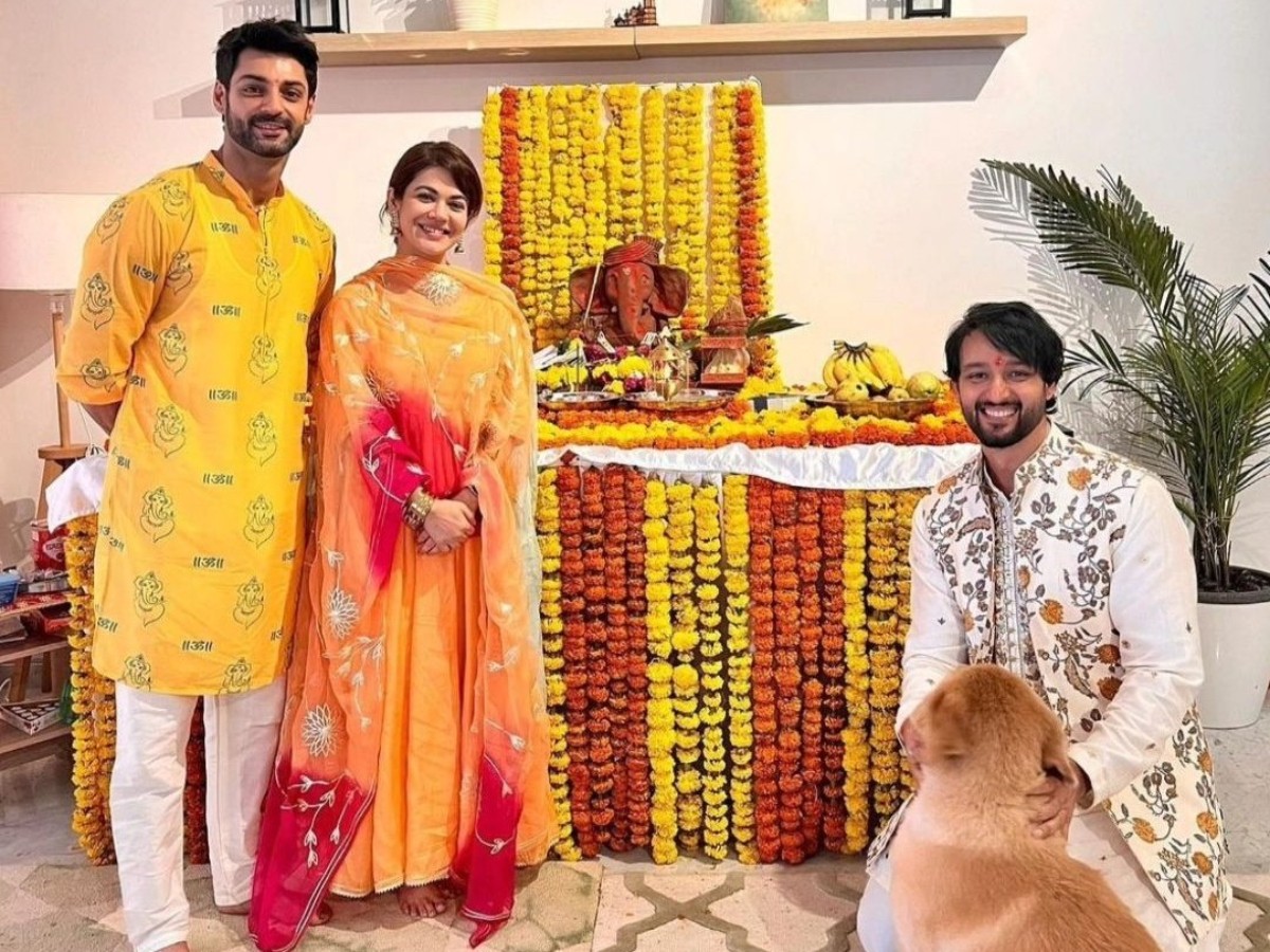 Bollywood Celebs Worship Of Lord Ganesh Photos viral11