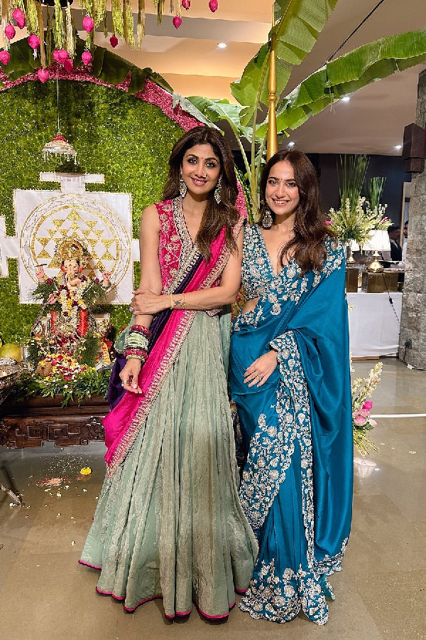 Bollywood Celebs Worship Of Lord Ganesh Photos viral13