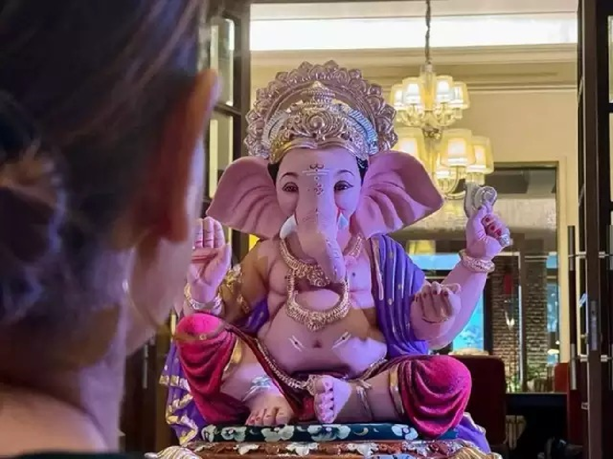 Bollywood Celebs Worship Of Lord Ganesh Photos viral7