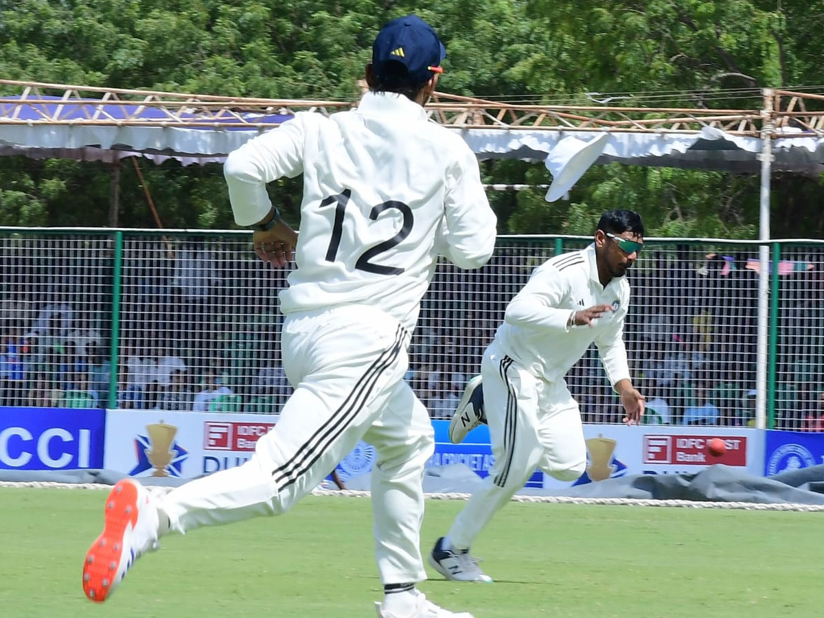 Duleep Trophy Second Match in  Anantapur Photos20