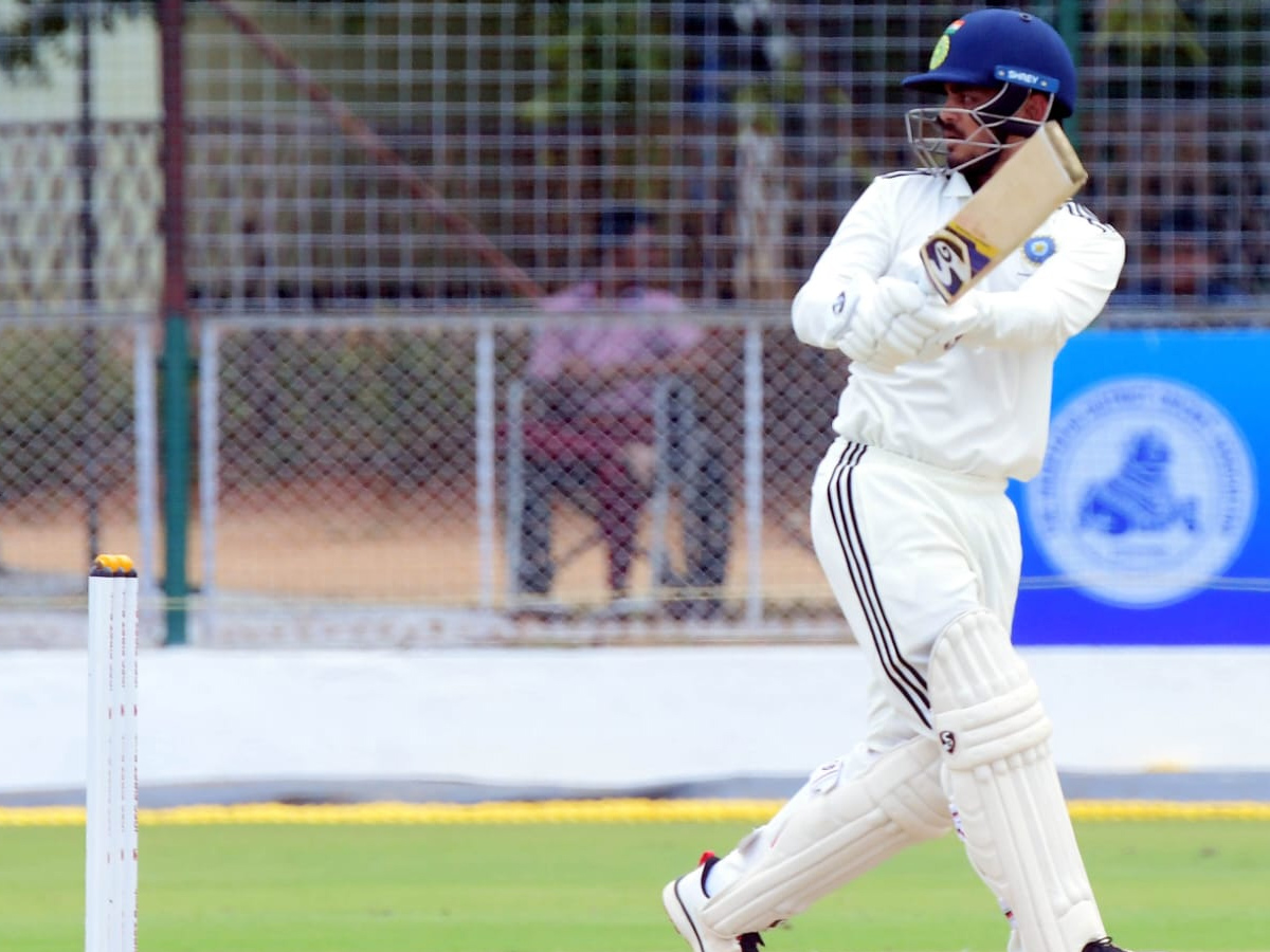 Duleep Trophy Second Match in  Anantapur Photos9
