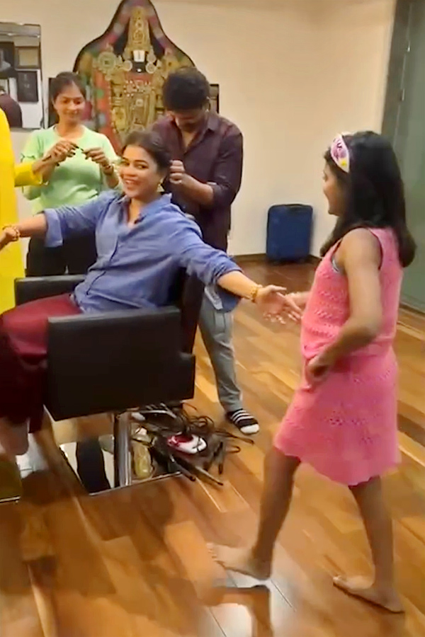 Hero Manchu Manoj Daughter Annaprasana Photos14