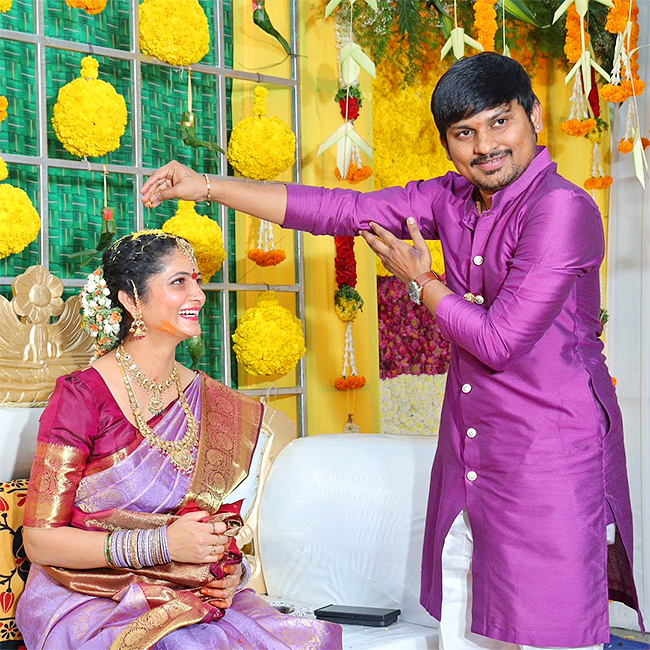 Jabardasth Rocking Rakesh Wife Jordar Sujatha Seemantham Function Photos12
