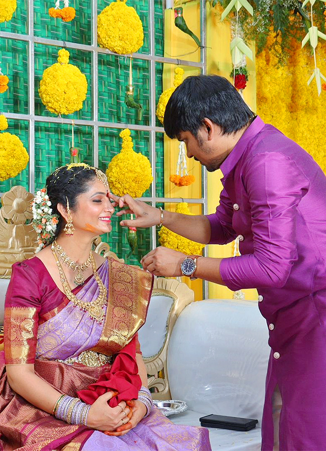 Jabardasth Rocking Rakesh Wife Jordar Sujatha Seemantham Function Photos3
