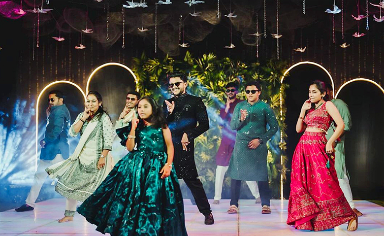 Sai Pallavi Dance With Pooja Kannan At Sangeet Ceremony Photos6