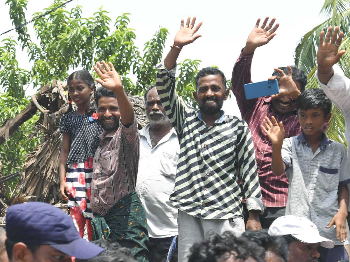 YS Jagan Visits Pithapuram Floods Affected Areas Photos24
