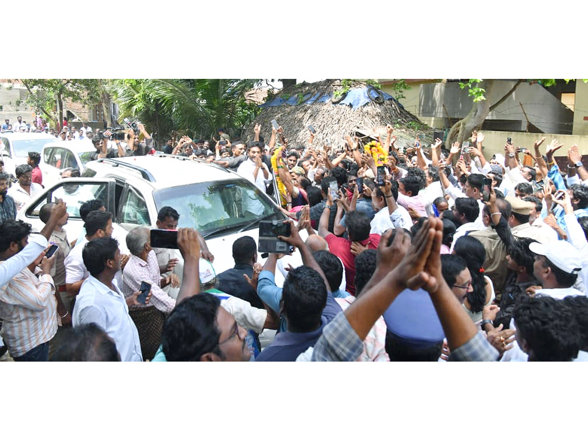 YS Jagan Visits Pithapuram Floods Affected Areas Photos25