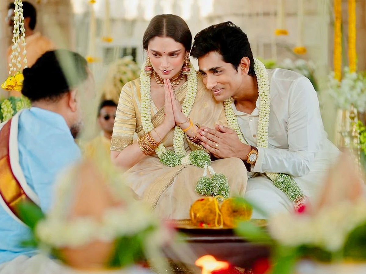 Aditi Rao Hydari and Siddharth married in an intimate ceremony1