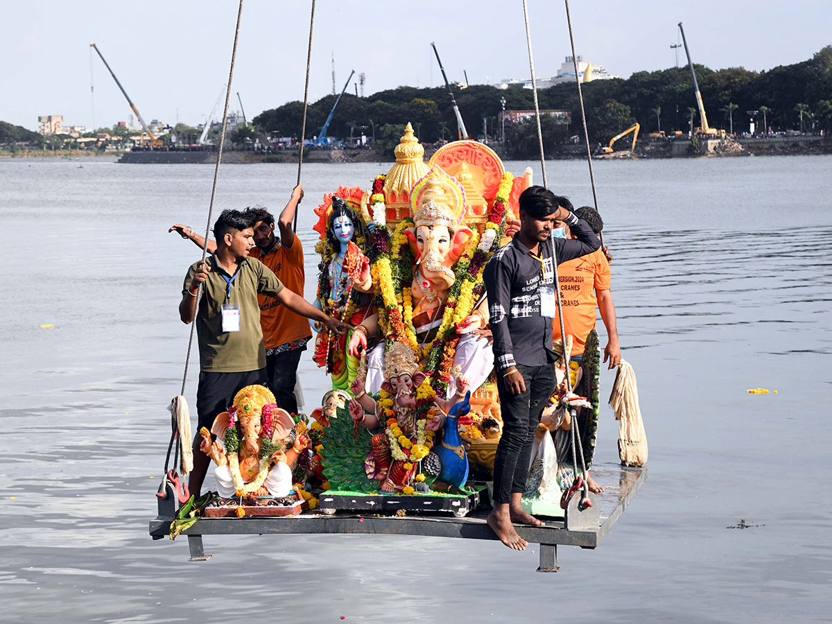 Ganesh Nimajjanam at Tank Bund Hyderabad Photos13