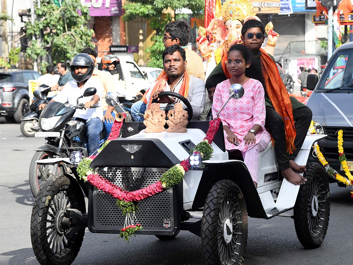 Ganesh Nimajjanam at Tank Bund Hyderabad Photos14