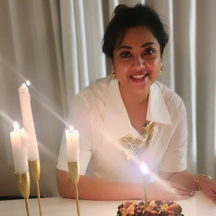 Tollywood Actress Meena Birthday Celebrations Pics Goes Viral2