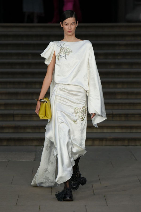 Erdem Spring Summer Collection 2025 Photos Viral25