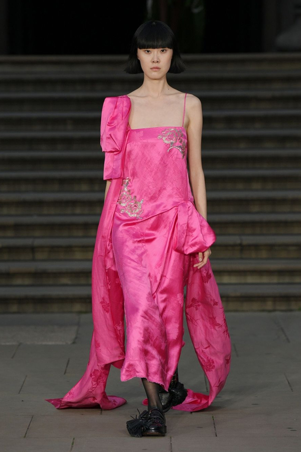 Erdem Spring Summer Collection 2025 Photos Viral26