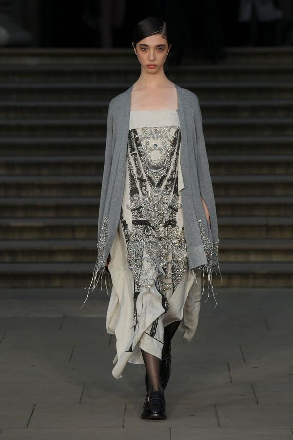 Erdem Spring Summer Collection 2025 Photos Viral29