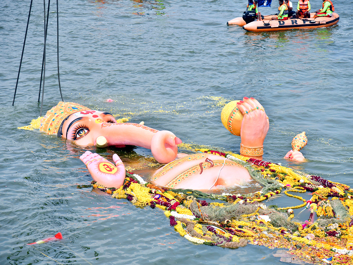 Khairatabad Ganesh Shobha Yatra 2024 Photos1