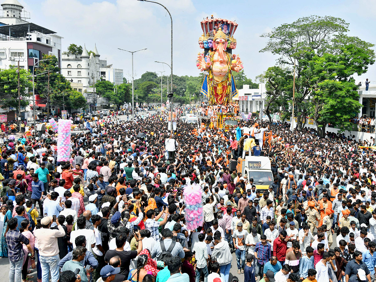 Khairatabad Ganesh Shobha Yatra 2024 Photos22