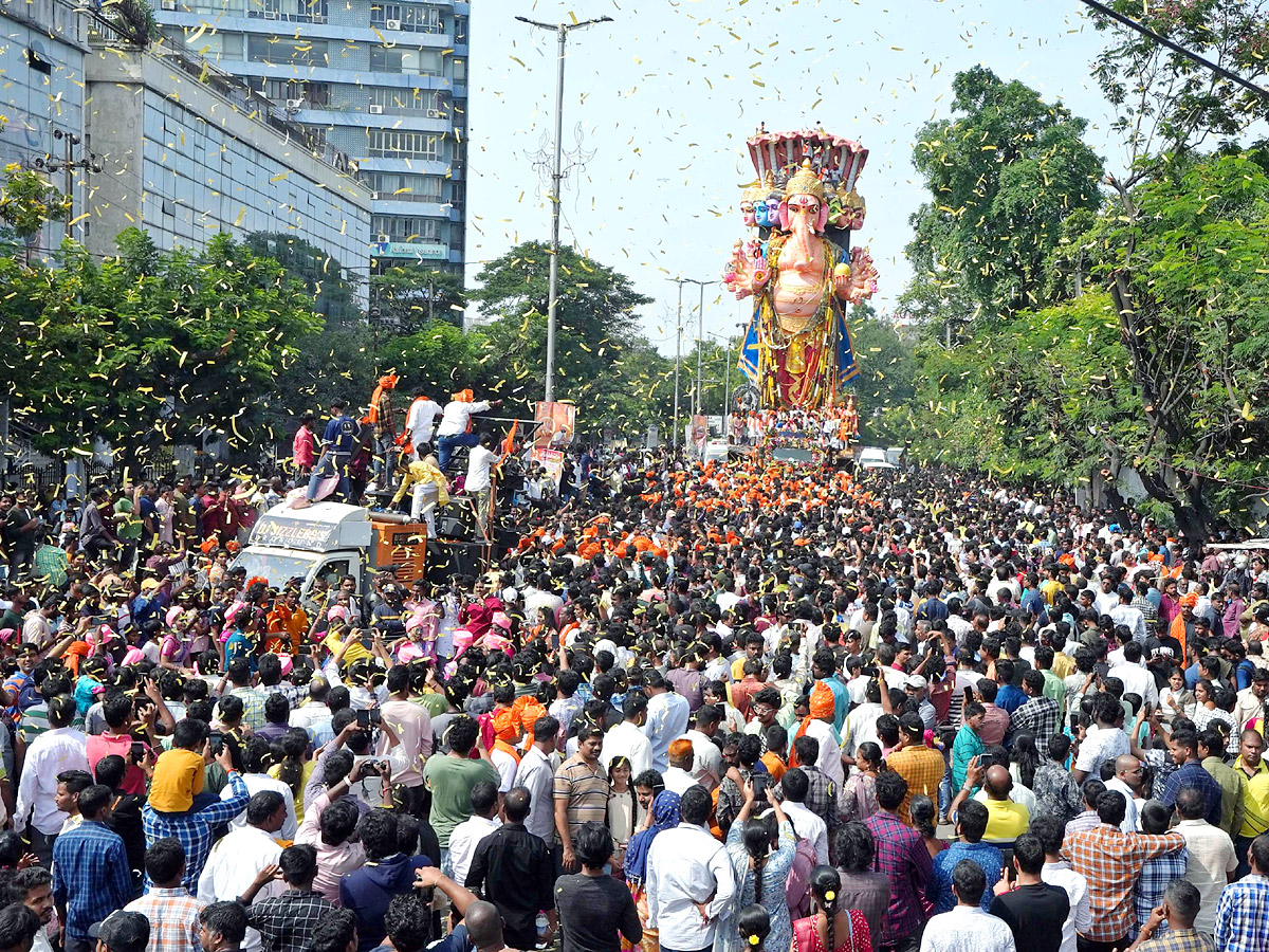 Khairatabad Ganesh Shobha Yatra 2024 Photos25