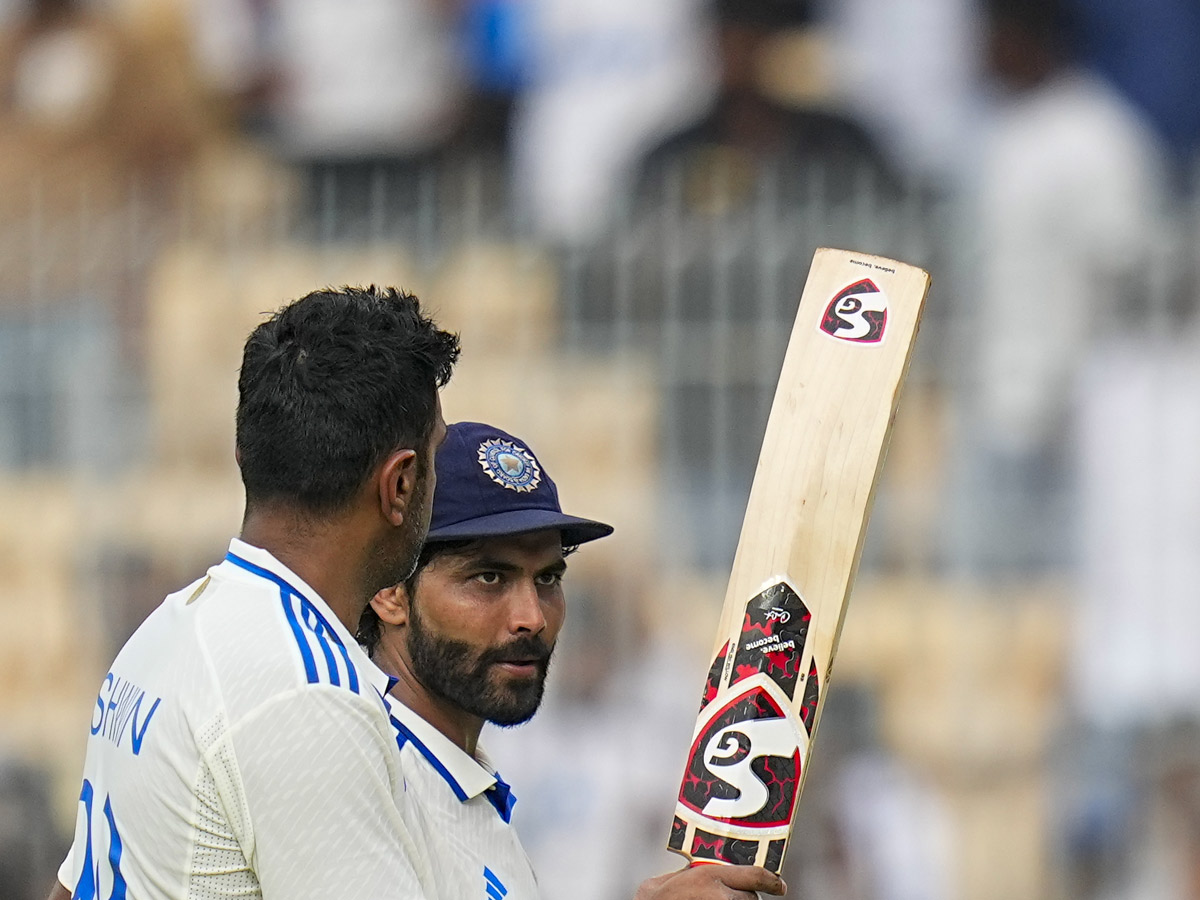 Ravichandran Ashwin, Ravindra Jadeja shine to chances against Bangladesh Photos1