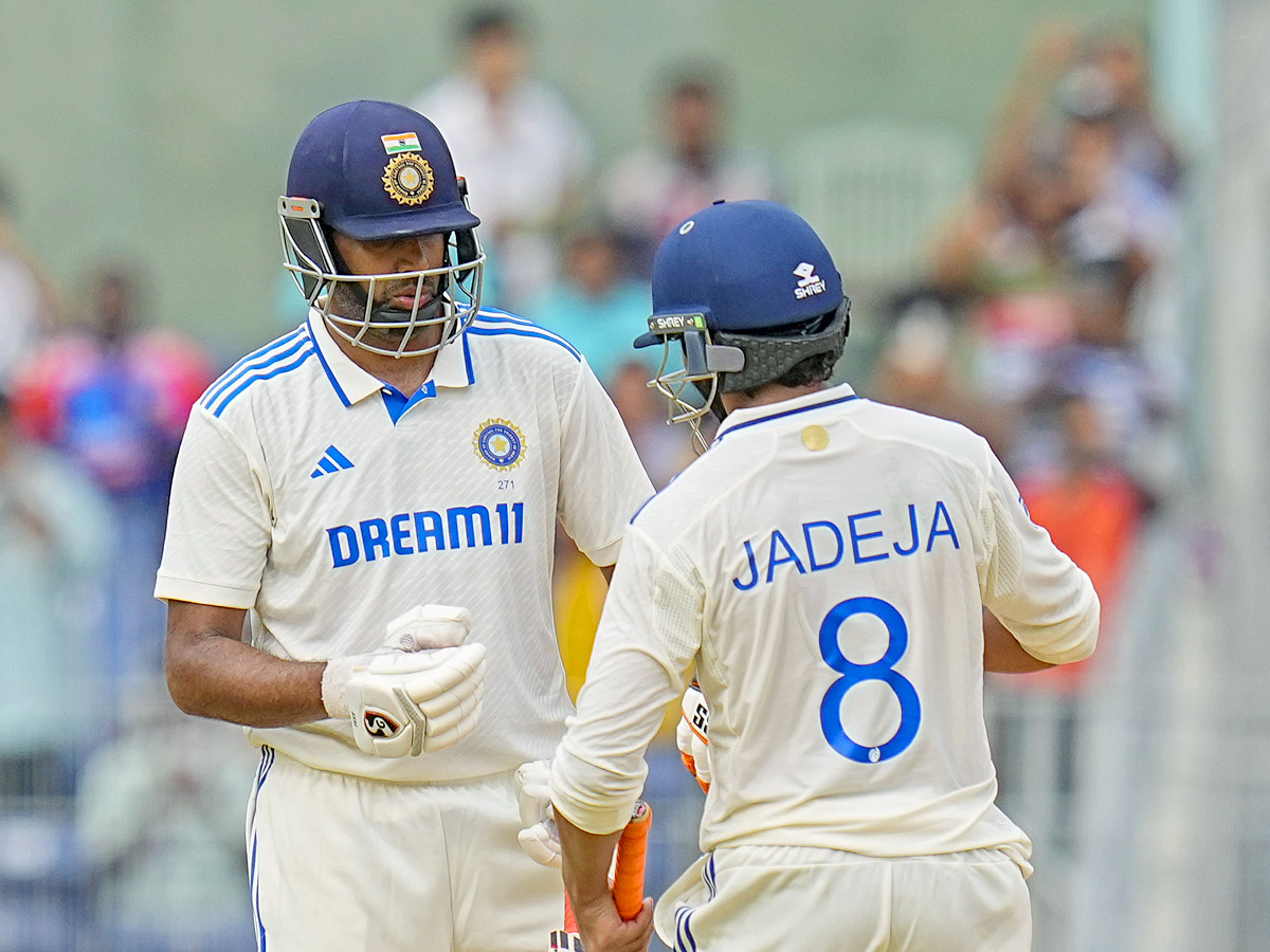 Ravichandran Ashwin, Ravindra Jadeja shine to chances against Bangladesh Photos13