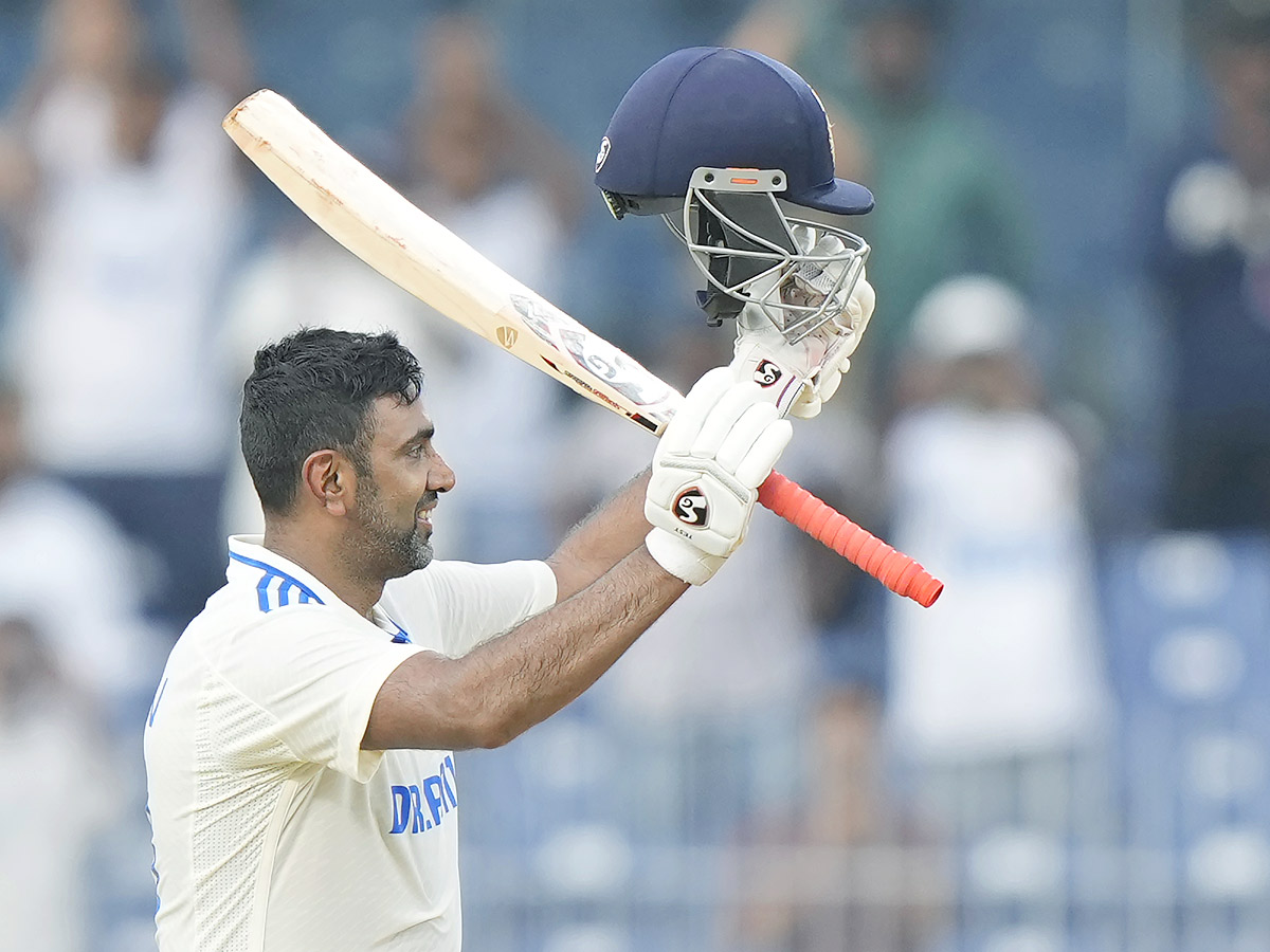 Ravichandran Ashwin, Ravindra Jadeja shine to chances against Bangladesh Photos19