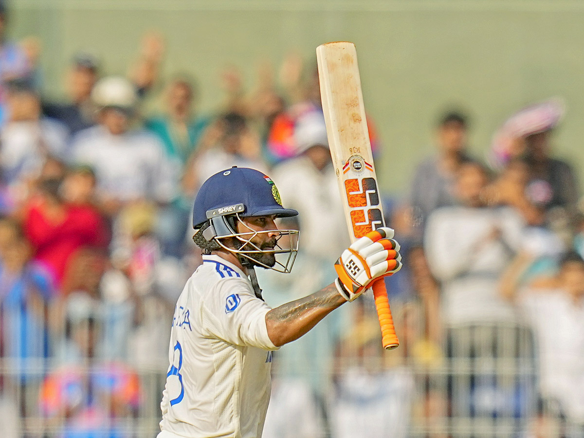 Ravichandran Ashwin, Ravindra Jadeja shine to chances against Bangladesh Photos23