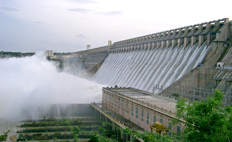 26 Crest Gates Of Nagarjuna Sagar Dam Opened Photos Goes Viral2
