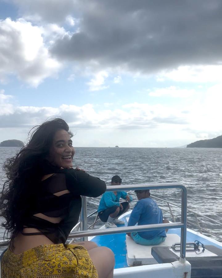 Bigg Boss Beauty Deepthi Sunaina Chilling Photos At Bali Beach Indonesia6