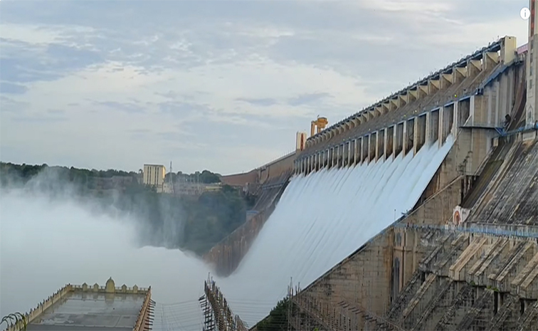 26 Crest Gates Of Nagarjuna Sagar Dam Opened Photos Goes Viral7