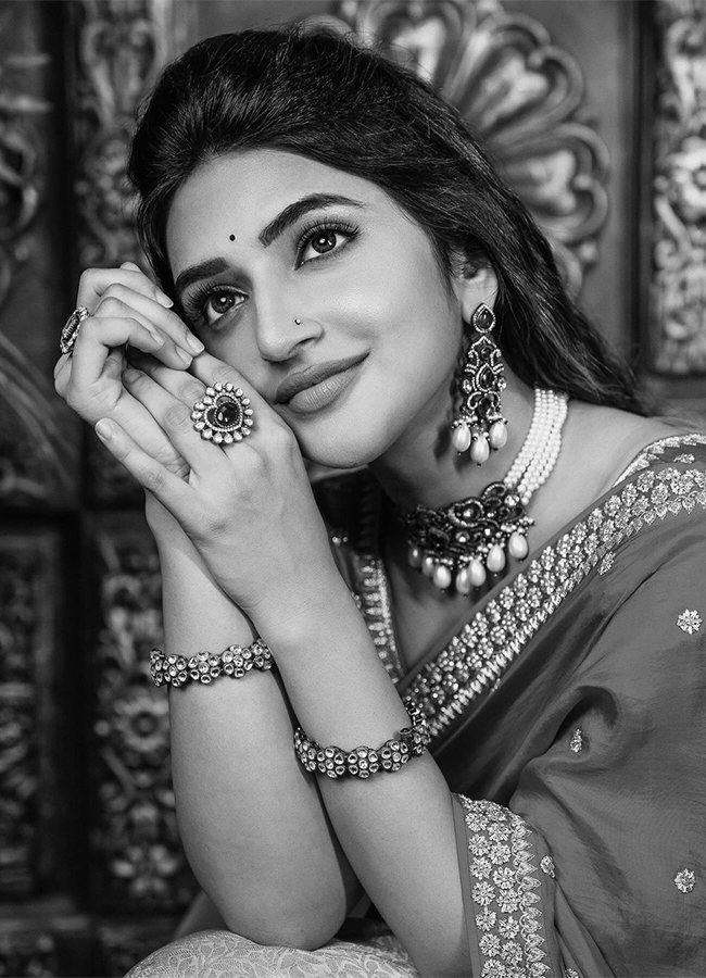 actress sreeleela hot photos11
