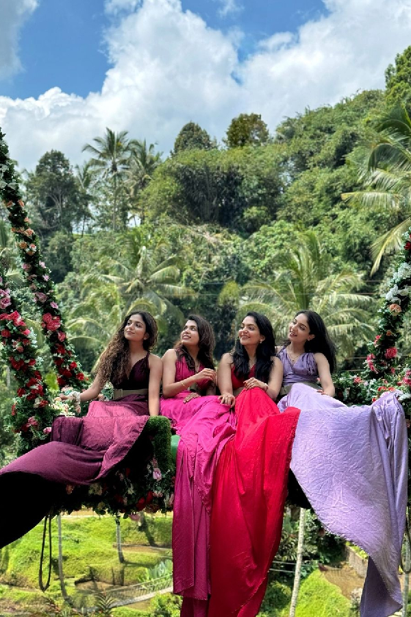 Ahaana Krishna Enjoys Vacation In Bali With Friends, Photos Viral6