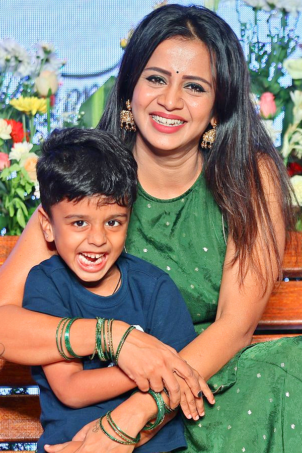 Anchor Anjana Rangan share Emotional Post After Hosting NTR Devara Event Photos21