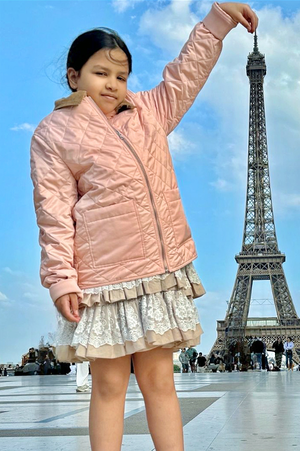 Ms Dhoni Daughter Ziva School Fees Rupes..Photos3