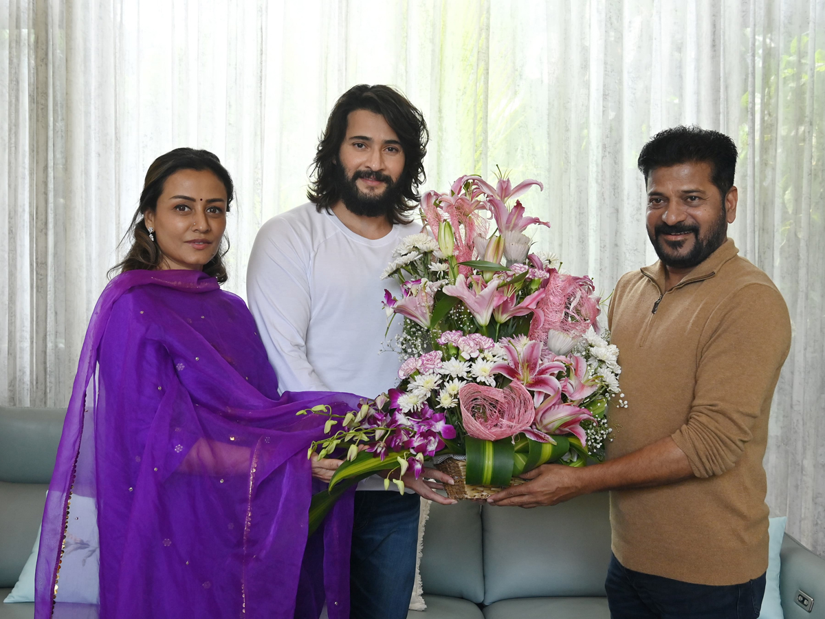 Mahesh Babu Looks Like A Hollywood Hero Keanu Reeves, Photos Viral2