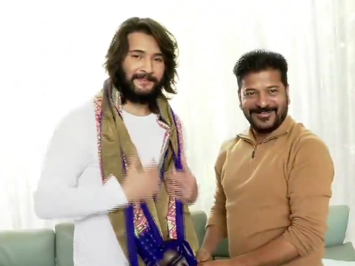 Mahesh Babu Looks Like A Hollywood Hero Keanu Reeves, Photos Viral6